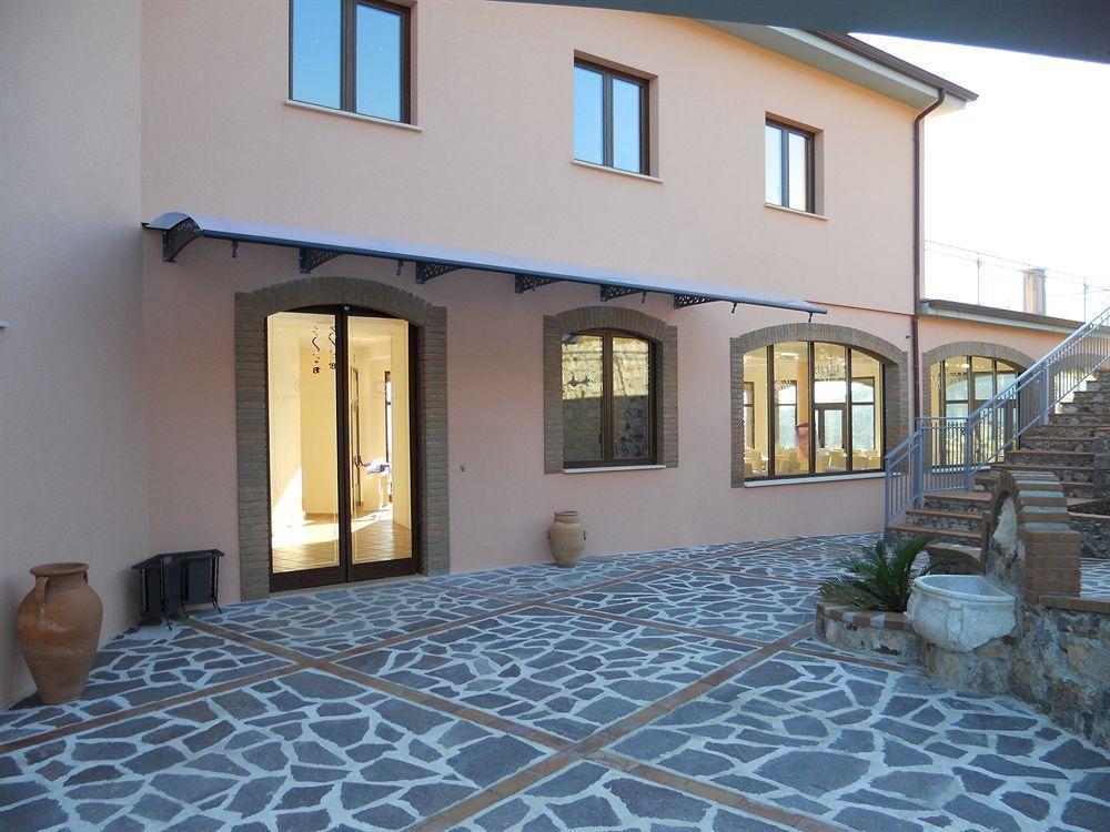 Hotel Caluna Charme San Giovanni a Piro Extérieur photo