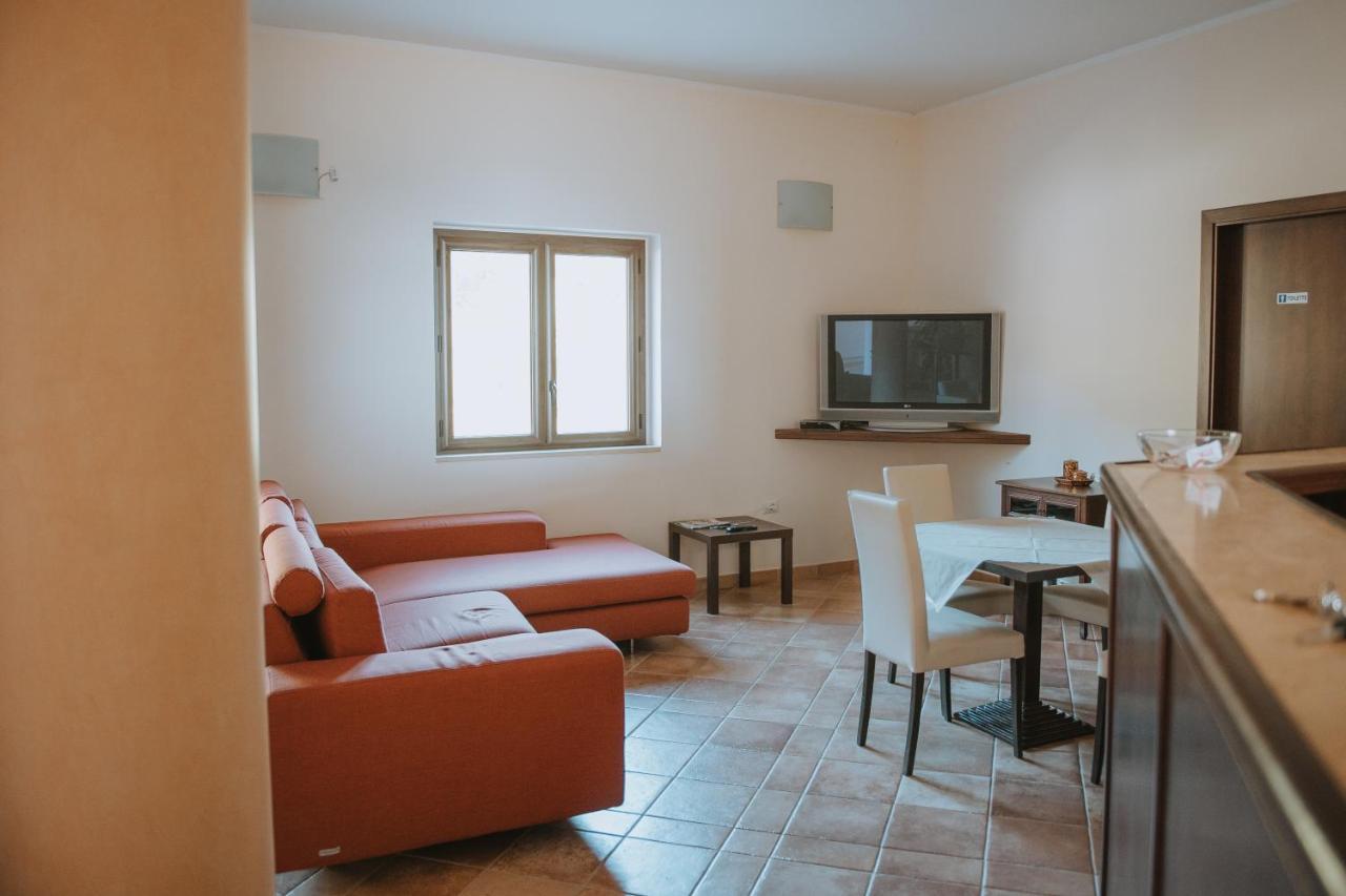 Hotel Caluna Charme San Giovanni a Piro Extérieur photo