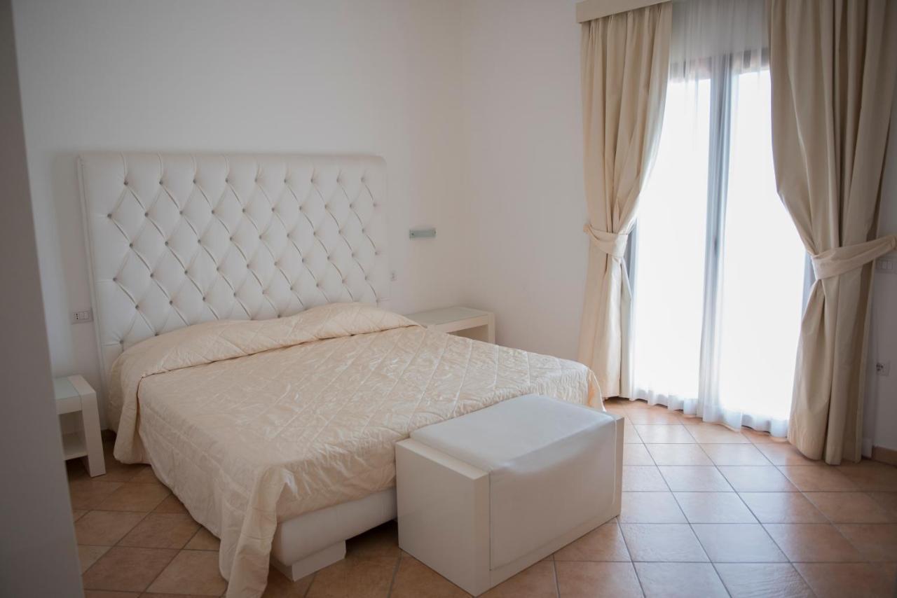 Hotel Caluna Charme San Giovanni a Piro Extérieur photo