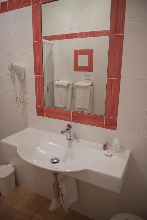 Hotel Caluna Charme San Giovanni a Piro Extérieur photo