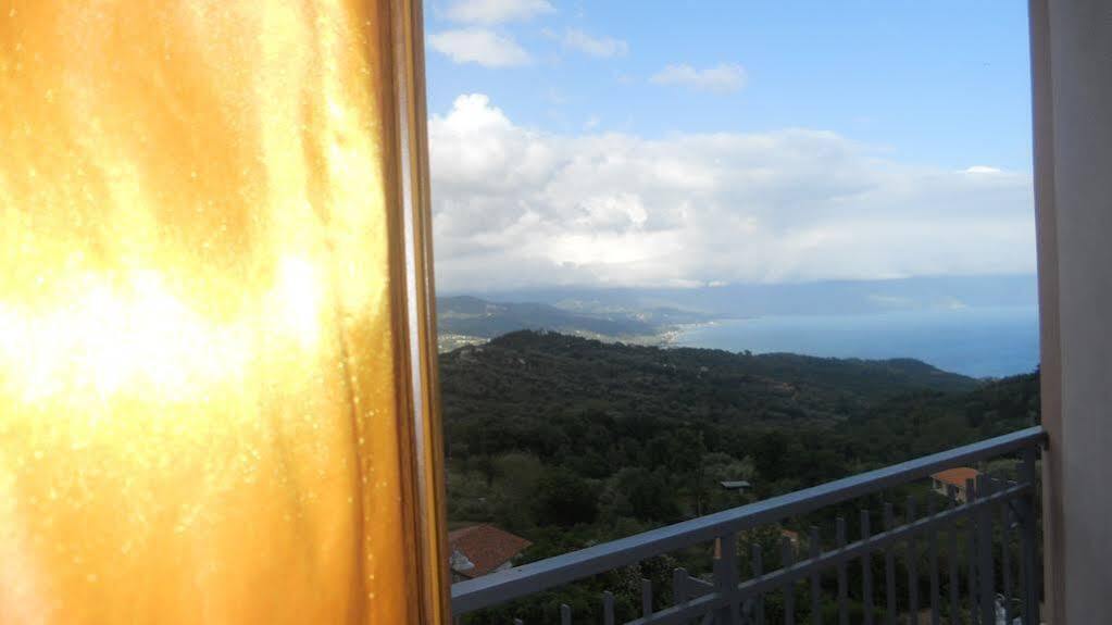 Hotel Caluna Charme San Giovanni a Piro Extérieur photo