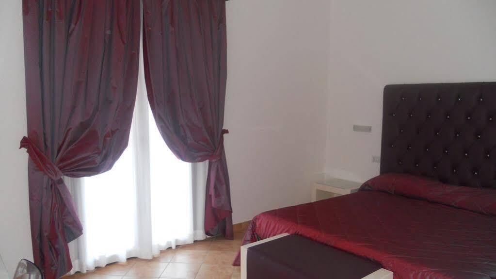 Hotel Caluna Charme San Giovanni a Piro Extérieur photo